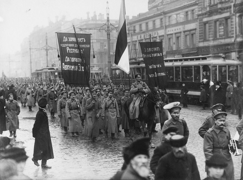 Демонстрация в поддержку Временного правительства в апреле 1917 г.