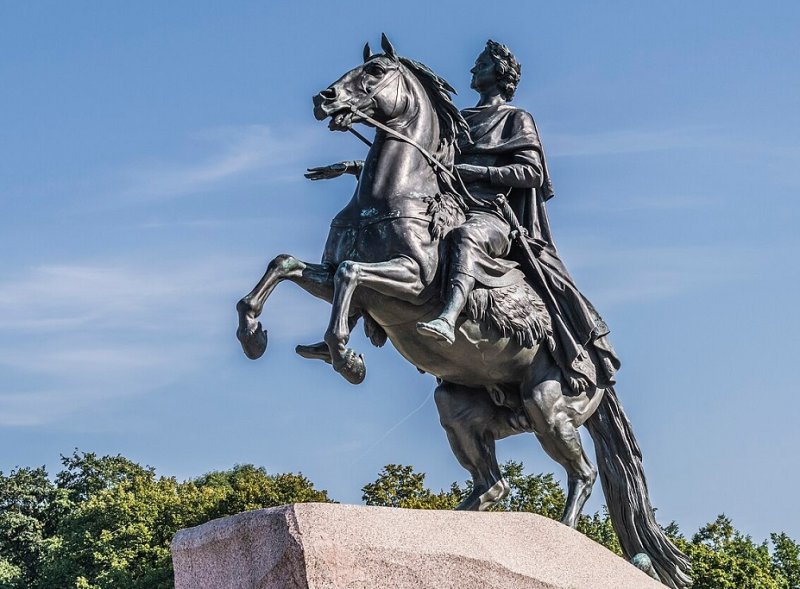 Медный всадник, памятник Петру I