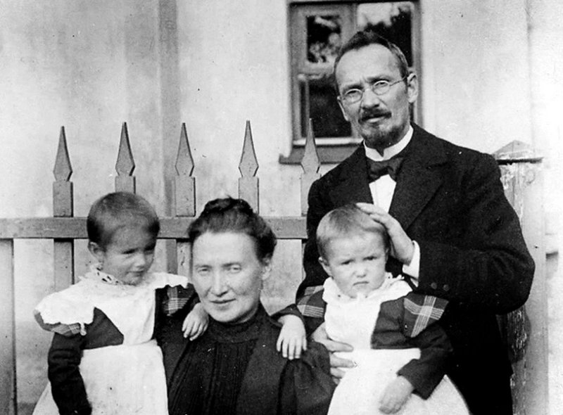 Розанов с семьей в 1903 г.