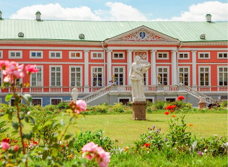 Вид дворца Кусково с северной стороны