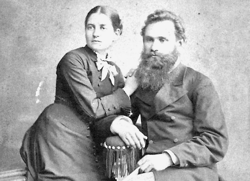 И.Павлов с будущей женой Серафимой в 1880 г.