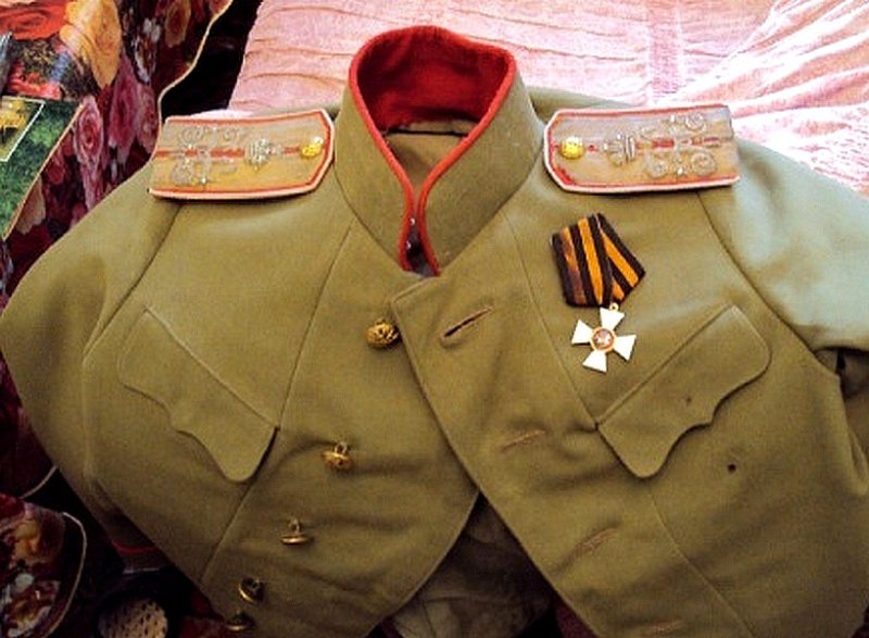 Мундир поручика царской армии XIX в.