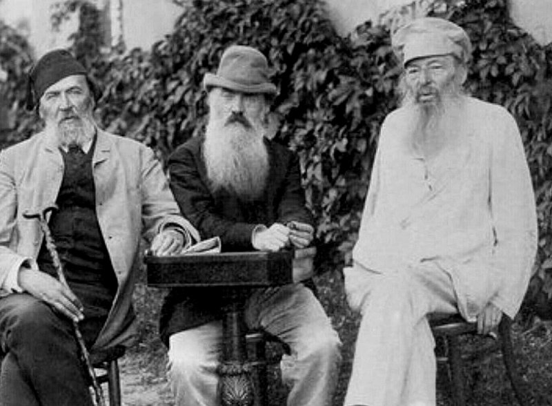 А. Фет (справа) с друзьями-литераторами в Воробьевке, 1890 г.