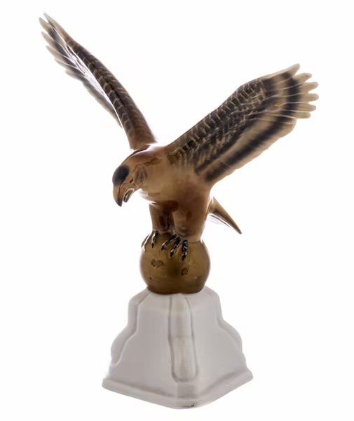 Статуэтка «Орел на шаре» (Unterweissbach)