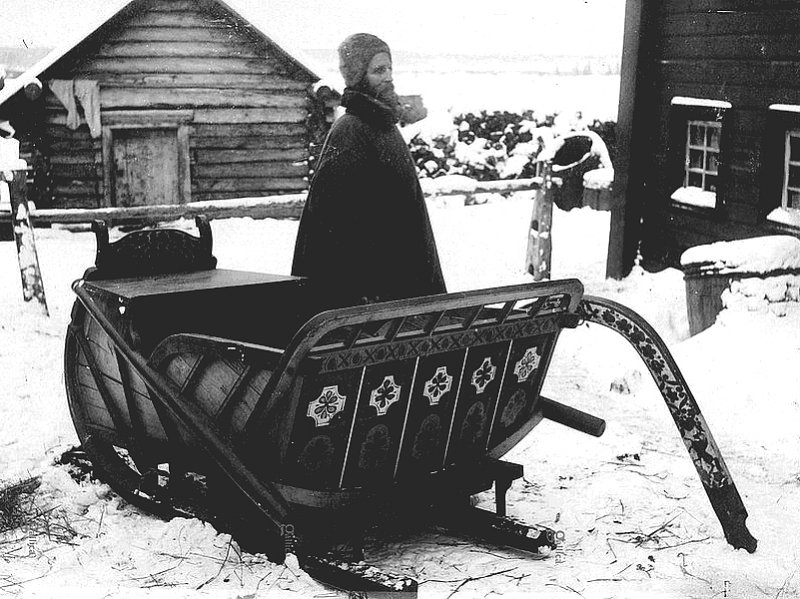 Помор с санями. 1904 г.