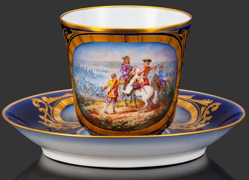 Кофейная пара Севрской фарфоровой мануфактуры 1844 г.