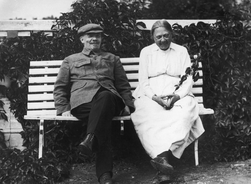 Ленин и Крупская в Горках, 1922 г.