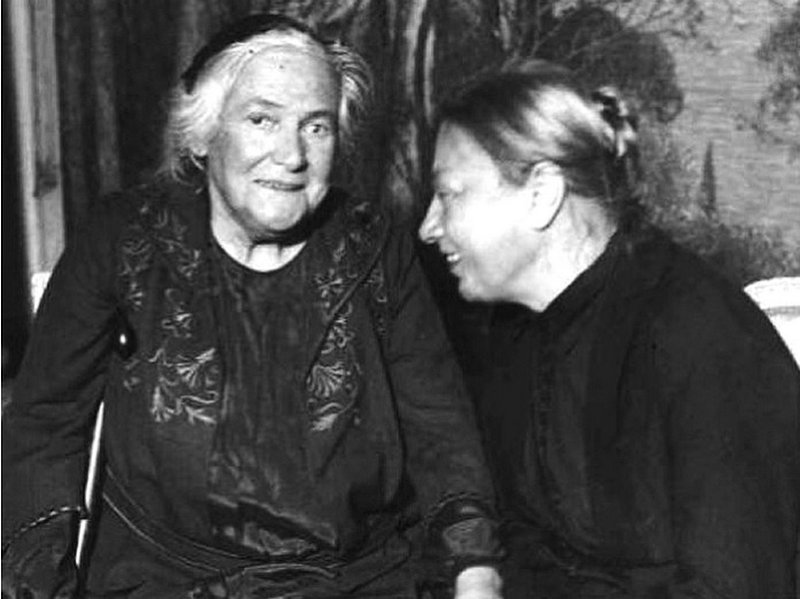 Клара Цеткин и Крупская в 1922 г.