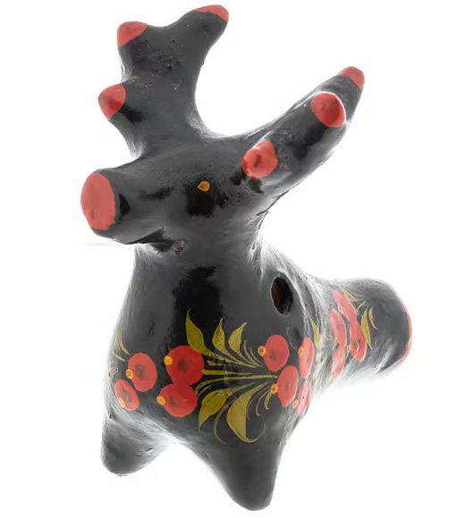 Игрушка-свистулька в форме оленя с декором в виде ягод