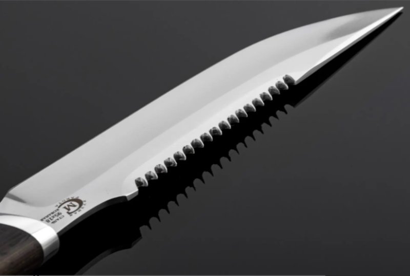 Вид на обух ножа «Осётр»