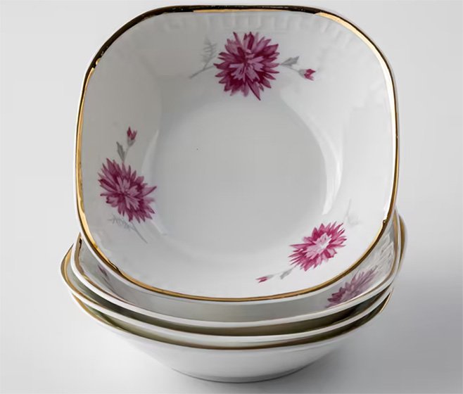 Набор тарелок цветочным декором (4 предмета), «Krzysztof porcelain factory (Wawel)», (1952-1970 гг.)