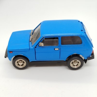 купить Модель автомобиля "Lada 2121" (Нива), металл, пластик, Саратовский завод «Тантал», СССР, 1980-1990 гг.