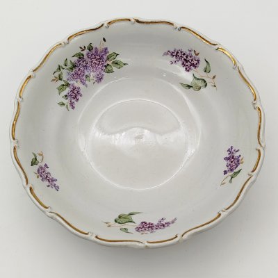 купить Блюдо (салатник) из сервиза "Сирень", фарфор, крытье, золочение, Дулевский фарфоровый завод (Дулёво), СССР, 1959 г.
