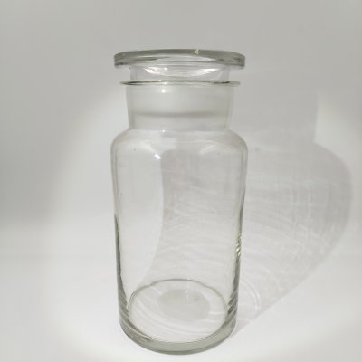 купить Банка с крышкой большого объема (для сыпучих продуктов), стекло, Россия, 1900-1950 гг.