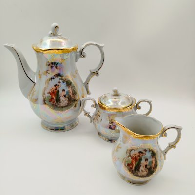 купить Набор кофейный "Мадонна" (кофейник, сахарница, молочник), фарфор, люстр, деколь, золочение, Oscar Schlegelmilch, ГДР, 1953-1972 гг.