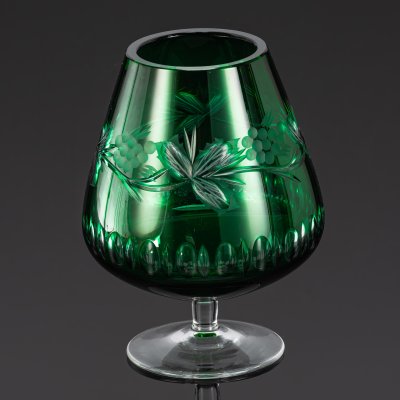 купить Ваза в форме бокала, хрусталь, нацвет, резьба, Западная Европа, 1950-1980 гг.