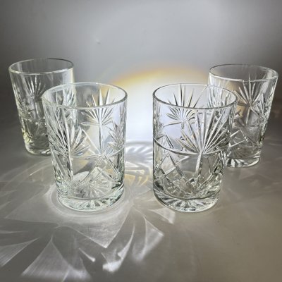 купить Стаканы с растительным декором на 4 персоны, хрусталь, пресс, Россия, 1980-2000 гг.
