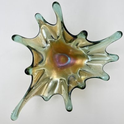 купить Ваза (фруктовница) "Медуза", Керченский стекольный завод (предположительно), цветное стекло, люстр, гутная техника, СССР, 1970-1990 гг.