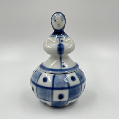 купить Шкатулка "Барышня", фарфор, роспись, Объединение «Гжель», СССР, 1972-1985 гг.