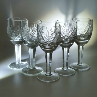 купить Набор из 5-ти рюмок с резным геометрическим декором, хрусталь, алмазная грань, СССР, 1970-1990 гг.