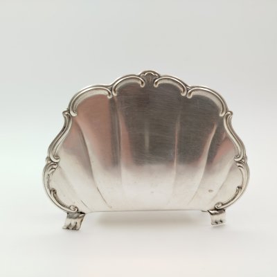 купить Салфетница, выполненная в форме раковины, мНЦ (медь-никель-цинк), Киевский завод столовых приборов и посуды им. Дзержинского (ЗiД, ЗиД), СССР, 1950-1960 гг.