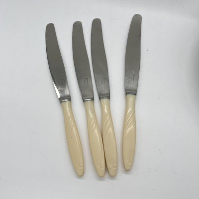 купить Набор из 4 столовых ножей, металл, пластик, СССР, 1970-1980 гг.
