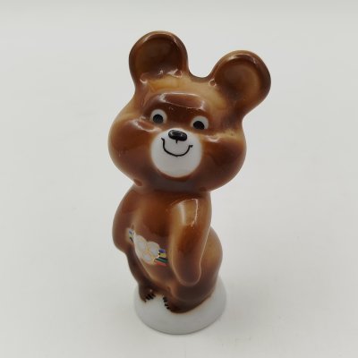 купить Статуэтка "Олимпийский мишка", фарфор, роспись, Сумский фарфоровый завод, Россия, 1980 г.