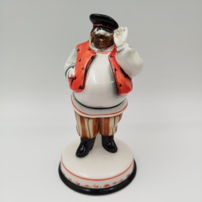купить Статуэтка "Купец, подкручивающий ус" (название условное), автор росписи П. Филиппова, Арт-модерн керамика, фаянс, роспись, Российская Федерация, 1991-2010 гг.