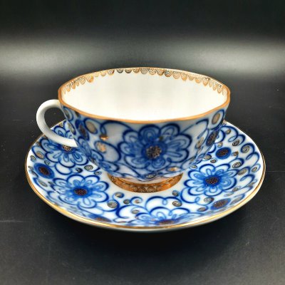 купить Пара чайная "Вьюнок" (форма "Тюльпан"), фарфор, деколь, золочение, Ленинградский фарфоровый завод (ЛФЗ), СССР, 1970-1992 гг.