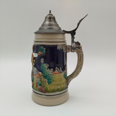 купить Кружка пивная, украшенная изображением пейзажа и любовной сцены, керамика, олово, роспись, Германия, 1960-1980 гг.