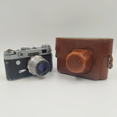 купить Фотоаппарат "Зоркий-6" с объективом "Индустар-26м" в оригинальном кофре, металл, стекло, пластик, кожа, Красногорский механический завод (КМЗ), СССР, 1959-1966 гг.