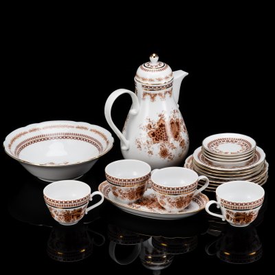 купить Сервиз кофейный на 4 персоны, украшенный цветочным декором (19 предметов), фарфор, Kahla, Германия, 1968-1991 гг.