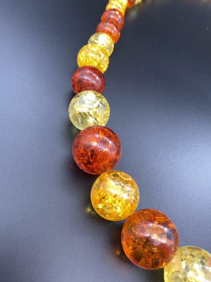 Бусы, янтарь, искусственный, СССР, 1970-1990 гг. стоимостью 990 руб.