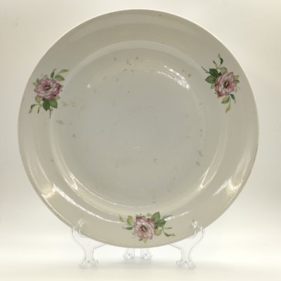 купить Большое сервировочное блюдо круглой формы с цветочным декором, фарфор, деколь, Дулевский фарфоровый завод (Дулёво), СССР, 1960 г.