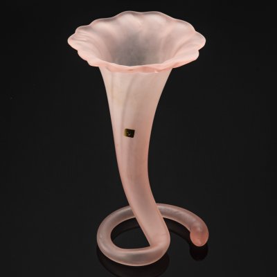 купить Ваза в виде цветка лилии на изогнутой ножке в стиле модерн, стекло, матовое, Европа, 1960-1970 гг.