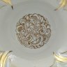 Купить Блюдо сервировочное с прорезным бортом, украшенное растительным декором, фарфор, золочение, Weimar Porzellan (Веймарский фарфор), ГДР, 1949-1980 гг.