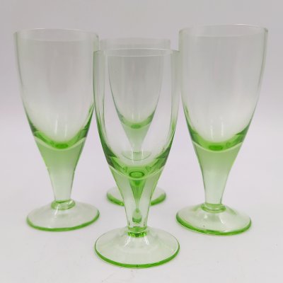 купить Набор из четырех рюмок зеленого цвета (в подборе), цветное стекло, СССР, 1970-1990 гг.