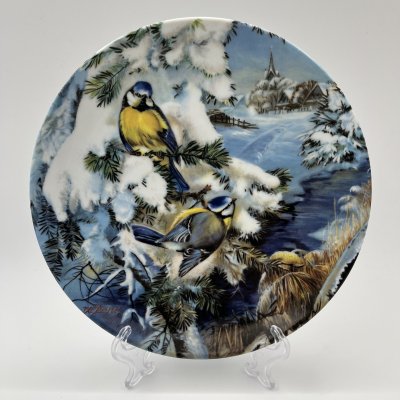купить Тарелка настенная декоративная "Синицы среди еловых ветвей", художник Урсула Банд (Ursula Band), серия "Птицы зимой", фарфор, деколь, Hutschenreuther (Хутченройтер), Германия, 1992 г.