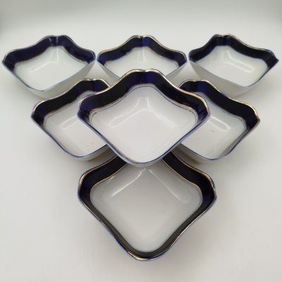 купить Набор из 7-ми пиал квадратной формы, фарфор, крытье кобальтом, золочение, Дмитровский фарфоровый завод (ДФЗ Вербилки), СССР, 1954-1965 гг.