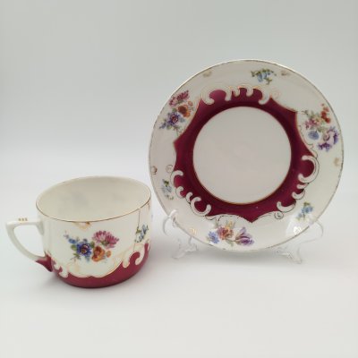 купить Чайная пара с цветочным декором, фарфор, крытье, деколь с дорисовкой, золочение, Дмитровский фарфоровый завод (ДФЗ Вербилки), СССР, 1917-1940 гг.
