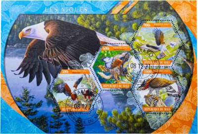 купить Мали марки квартблок "Фауна. Птицы. Орлы" 2021
