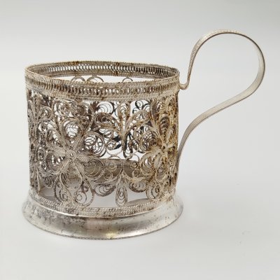 купить Подстаканник, выполненный в технике ажурной скани, мельхиор (медь-никель), СССР, 1970-1990 гг.