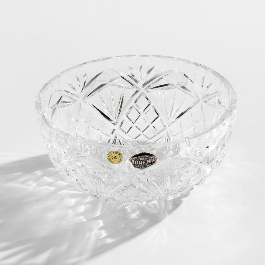 Ваза для цветов снежинки хрусталь bohemia чехословакия. Хрусталь фирма. Cristallerie de montbronn франция хрусталь. Ваза конфетница алмазная грань хрусталь. Набор чайных пар bohemia crystal.