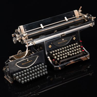 купить Машинка печатная "Mercedes" в комплекте со второй раскладкой (латиница), металл, пластик, краска, Mercedes-Bureau-Maschinen GmbH, Германия, 1920-1940 гг.