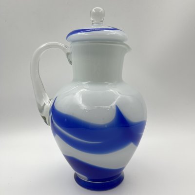 купить Кувшин "Татьянка" с крышкой, автор Б.А. Смирнов, стекло, молочное стекло, Ленинградский завод художественного стекла (ЛЗХС), СССР, 1960-1980 гг.