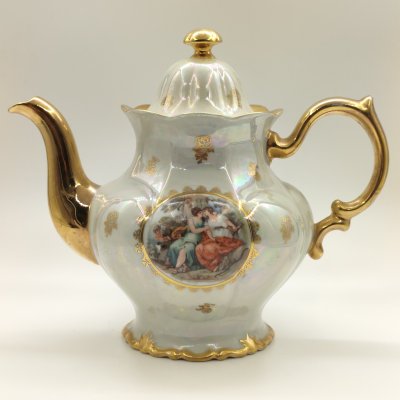 купить Чайник "Мадонна", фарфор, деколь, люстр, золочение, Sonneberg Porzellan, Германия, 1960-1990 гг.
