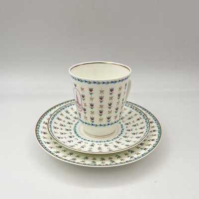 купить Трио кофейное "Олимпиада-80" с растительным декором (форма "Майская"), фарфор, деколь, золочение, Ленинградский фарфоровый завод (ЛФЗ), СССР, 1980 г.