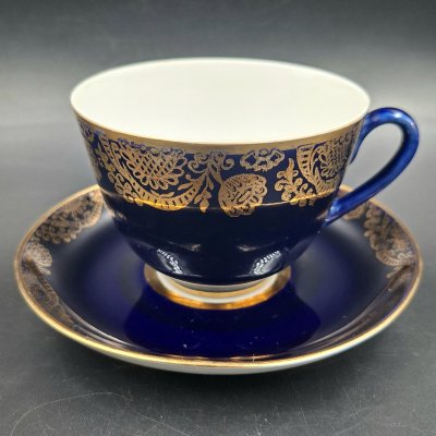 купить Пара чайная с ажурным орнаментальным декором, фарфор, крытье кобальтом, золочение, Ленинградский фарфоровый завод (ЛФЗ), СССР, 1960-1970 гг.