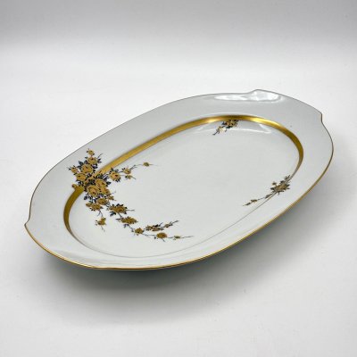 купить Блюдо овальной формы с цветочным декором золотистого цвета, фарфор, деколь, золочение, Graf Von Henneberg Porzellan, 1777 Jlmenau, ГДР, 1973-1977 гг.