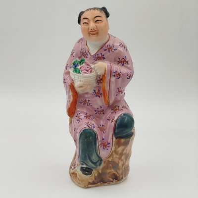 купить Статуэтка "Китайская женщина с корзинкой цветов", керамика, глазурь, роспись, Китай, 1970-1990 гг.